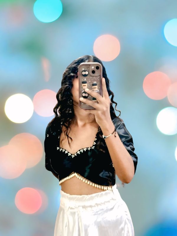 Black Sheel Trimed Satin Crop Blouse